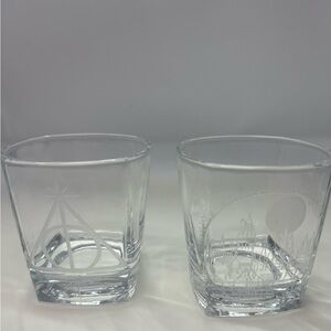 Harry Potter Set Of 2 Low Ball Glasses Hogwarts Castle Deathly Hallow Etched